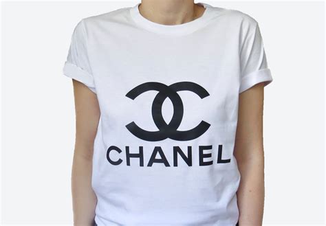 chanel t shirt kaufen|chanel shirt clearance.